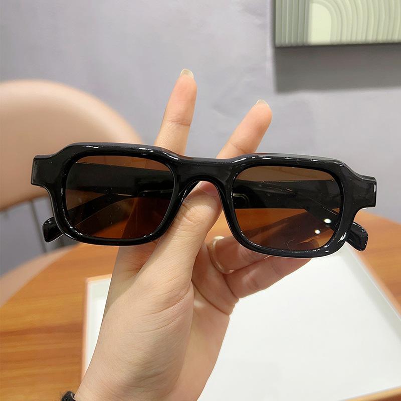 JYL TS Foldable Sunglasses Women UV Protection Hong Kong Style CY5575 A-8679 сріблястого пісочного кольору
JYL TS Foldable Sunglasses Women UV Protection Hong Kong Style CY5575 A-8679 сріблястого пісочного кольору