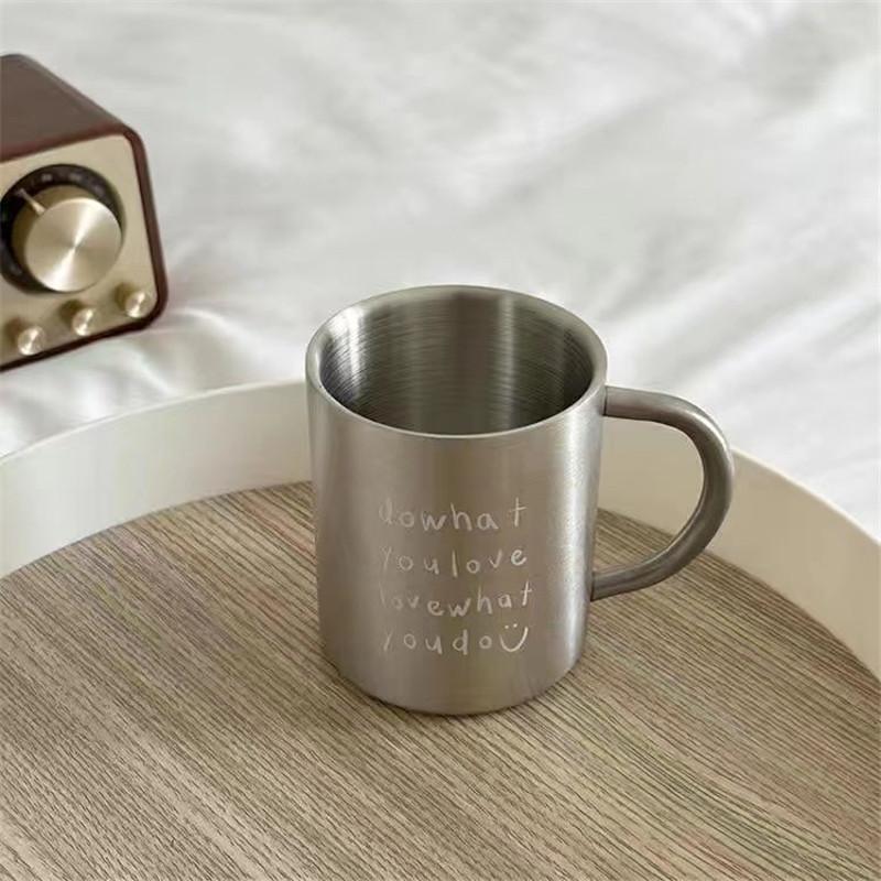 Кружка для кофе из нержавеющей стали, пара чашек, простая посуда, чашка для завтрака, молока, латте, сока, 400 мл, стакан для здоровой воды, подарок 400ml
Кружка для кофе из нержавеющей стали, пара чашек, простая посуда, чашка для завтрака, молока, латте, сока, 400 мл, стакан для здоровой воды, подарок 400ml