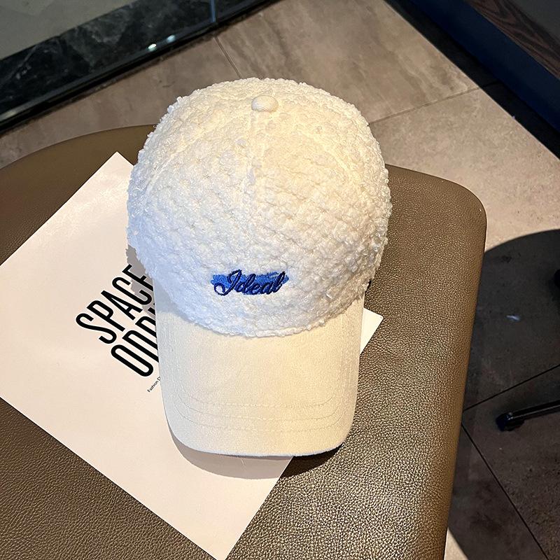 Korean Style ColdSeason Baseball Hat Women DailyWear Outside Personality Styleable Letter Versatile Hat FallSeason Baseball Cap Japanese Style Adjustable
Korean Style ColdSeason Baseball Hat Women DailyWear Outside Personality Styleable Letter Versatile Hat FallSeason Baseball Cap Japanese Style Adjustable
