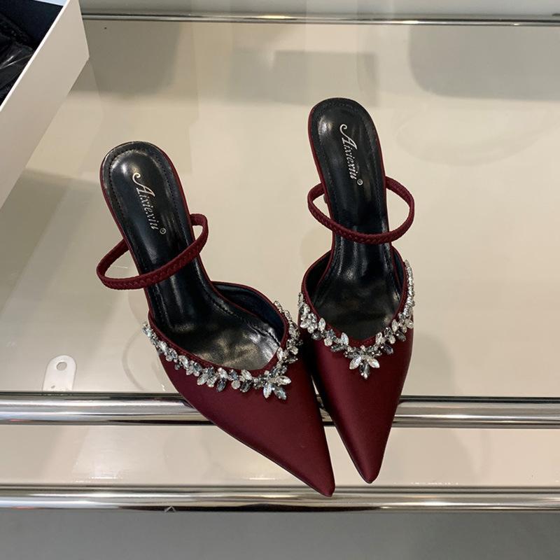 New bag head pointed rhinestone stiletto high heels comfortable outer wear one word belt half drag sandals women 39 бордовый
New bag head pointed rhinestone stiletto high heels comfortable outer wear one word belt half drag sandals women 39 бордовый