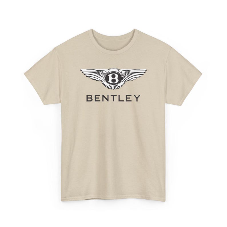 Bentley Luxury Car Brand Logo Graphic Oversized Streetwear Casual Tee Top for Car Enthusiasts & Luxury Lifestyle Lovers M
Bentley Luxury Car Brand Logo Graphic Oversized Streetwear Casual Tee Top for Car Enthusiasts & Luxury Lifestyle Lovers M
