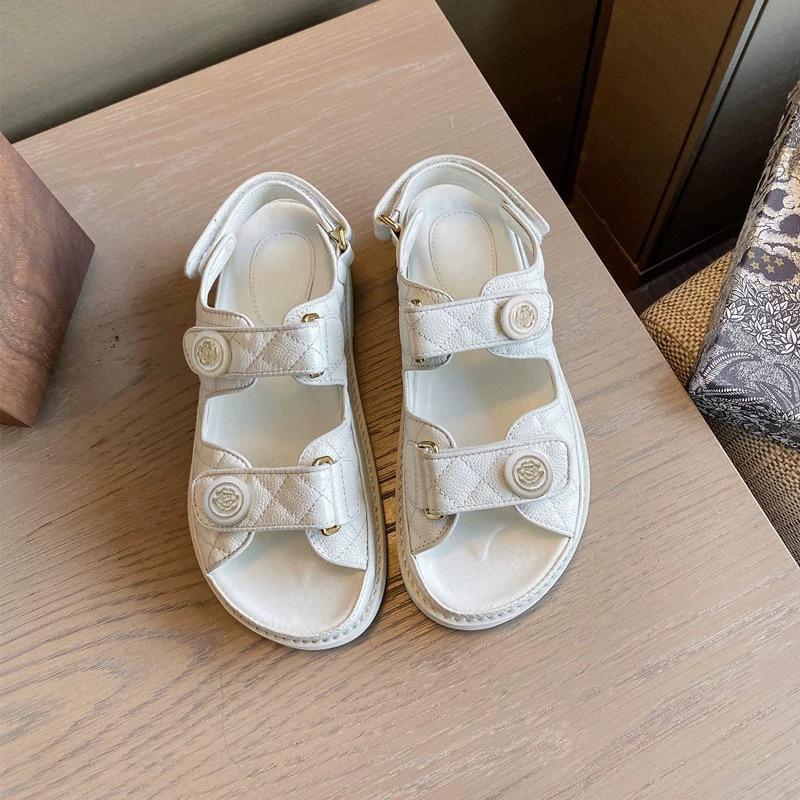 New sandals women s summer flat bottom 2025 new Xiaoxiangfeng Velcro leather versatile rhombus soft leather thick bottom 41
New sandals women s summer flat bottom 2025 new Xiaoxiangfeng Velcro leather versatile rhombus soft leather thick bottom 41
