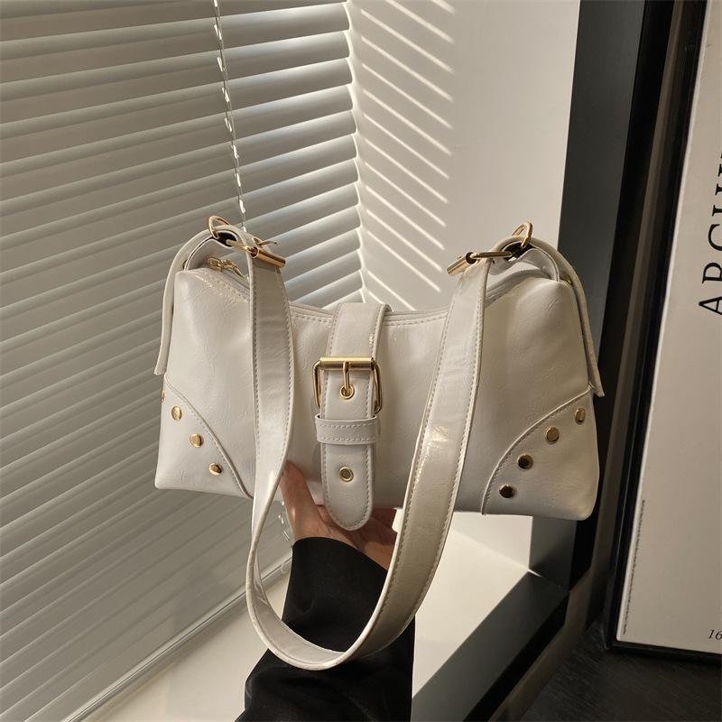 Vintage Fashion Trend Locomotive Bag Spice Girl Belt Buckle Rivet Decoration Shoulder Underarm Bag Ladies Handbag белый
Vintage Fashion Trend Locomotive Bag Spice Girl Belt Buckle Rivet Decoration Shoulder Underarm Bag Ladies Handbag белый