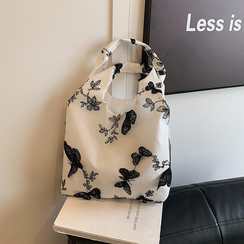 Модная сумка красивая личность повседневная на плечо подмышку сумка-тоут женская 2024 новая большой вместимости сумка для поездок на работу
Модная сумка красивая личность повседневная на плечо подмышку сумка-тоут женская 2024 новая большой вместимости сумка для поездок на работу