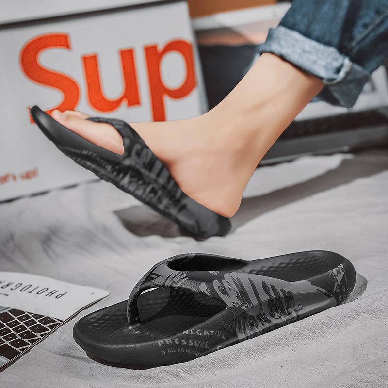 Vietnamese flip-flops men wear large-size sandals in summer, sports beach shoes, and large-size sandals for men who step on shit 37 чёрный
Vietnamese flip-flops men wear large-size sandals in summer, sports beach shoes, and large-size sandals for men who step on shit 37 чёрный