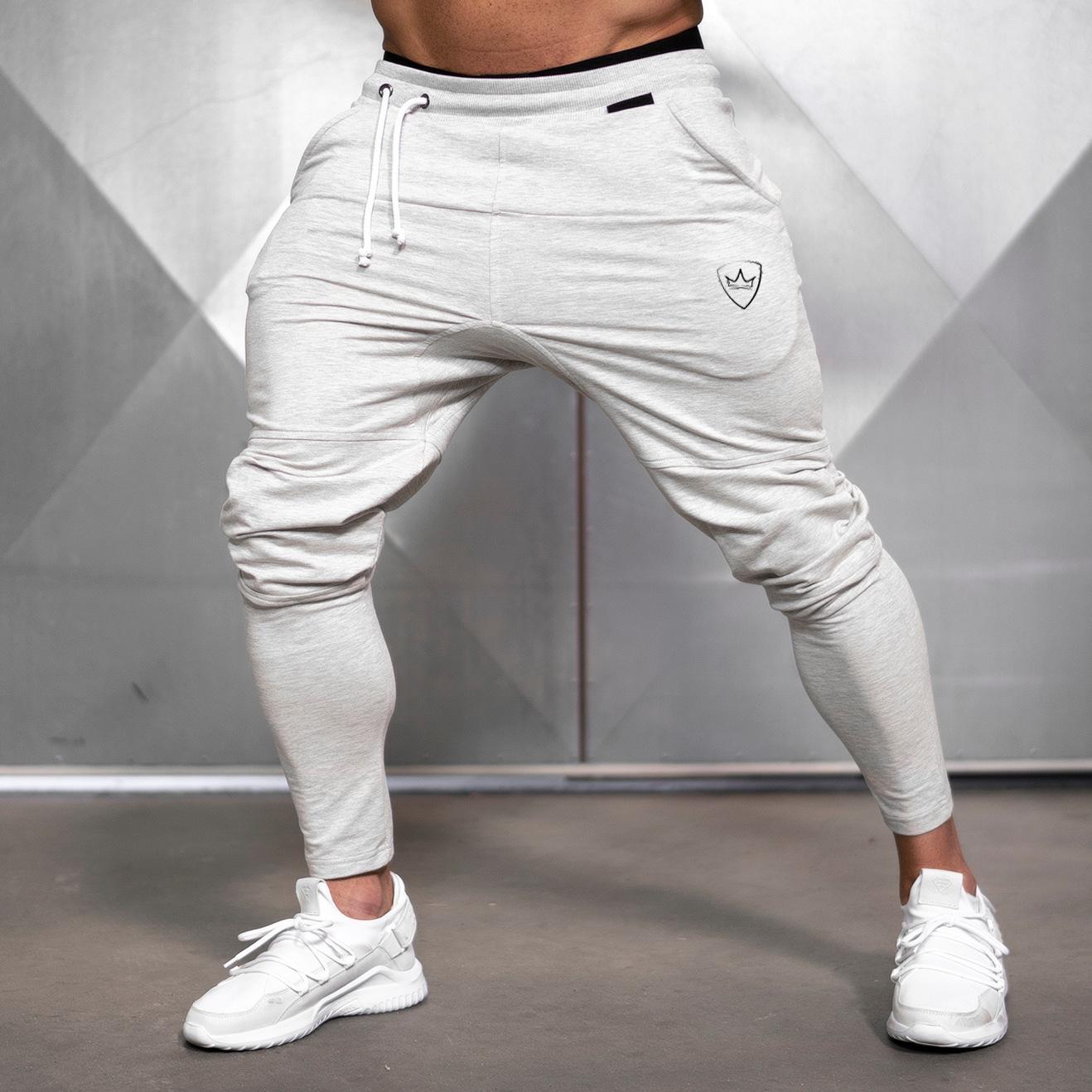 Мужские спортивные брюки Muscle Fitness Slim Fit для бега - Влагоотводящие, узкие штанины, Повседневные спортивные брюки для весны и осени M
Мужские спортивные брюки Muscle Fitness Slim Fit для бега - Влагоотводящие, узкие штанины, Повседневные спортивные брюки для весны и осени M