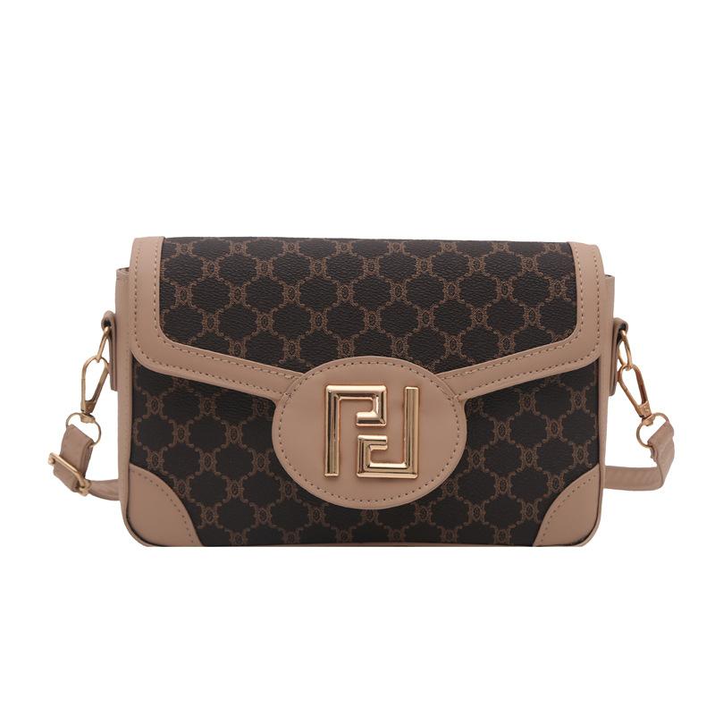 Retro niche small square bag women s new trend single shoulder oblique span bag versatile printed commuter armpit bag
Retro niche small square bag women s new trend single shoulder oblique span bag versatile printed commuter armpit bag