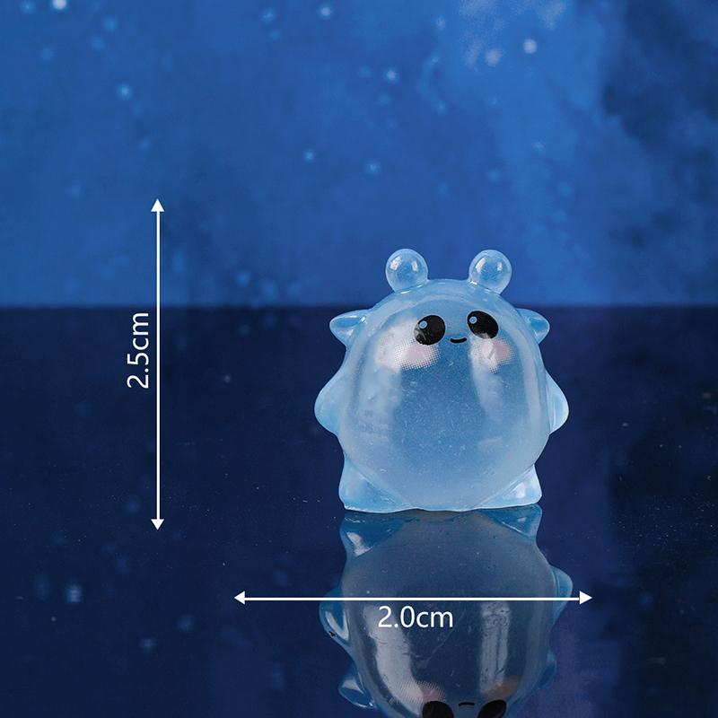 Мультяшный милый светящийся корабль-призрак миниатюрные фигурки креативные мини-украшения своими руками украшения для дома аксессуары подарки
Мультяшный милый светящийся корабль-призрак миниатюрные фигурки креативные мини-украшения своими руками украшения для дома аксессуары подарки