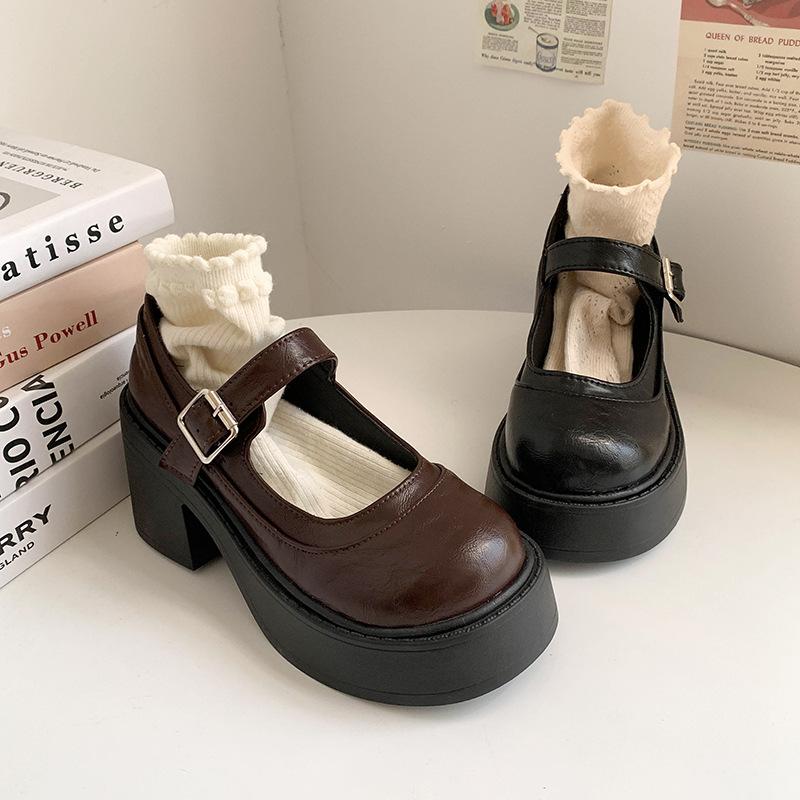 Retro versatile round head heightened thick-soled Mary Jane shoes women s new spring French thick heel light mouth single shoes 35 коричневый
Retro versatile round head heightened thick-soled Mary Jane shoes women s new spring French thick heel light mouth single shoes 35 коричневый