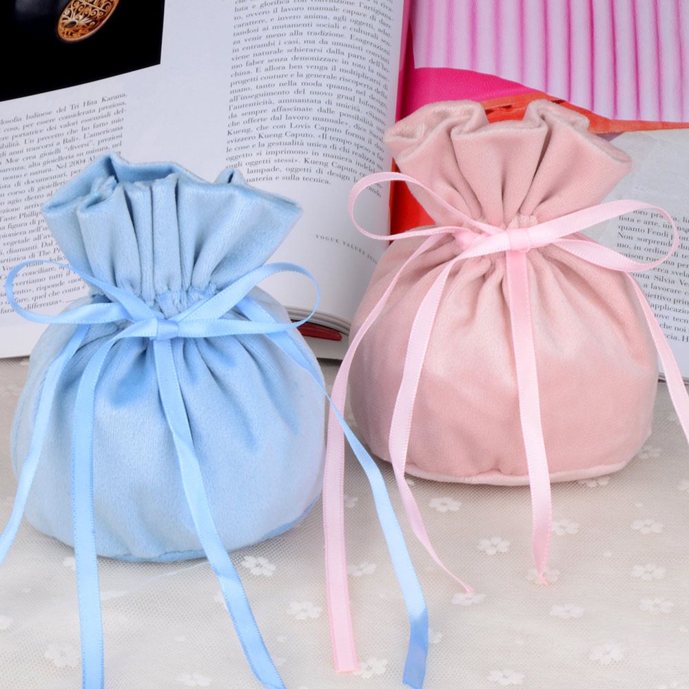 Wedding Gift Earphone Pouch Accessories Candy Gift Bags Storage Bags Package Bags Velvet Yarn Bags
Wedding Gift Earphone Pouch Accessories Candy Gift Bags Storage Bags Package Bags Velvet Yarn Bags