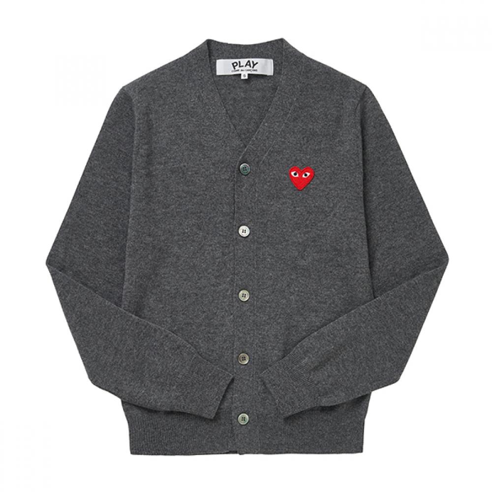 Comme DeS Gar OnS Play Red Heart Wappen Men S Cardigan Ax N008 051 3 p1N008 3 AX-N008-051 3 (XL)
Comme DeS Gar OnS Play Red Heart Wappen Men S Cardigan Ax N008 051 3 p1N008 3 AX-N008-051 3 (XL)