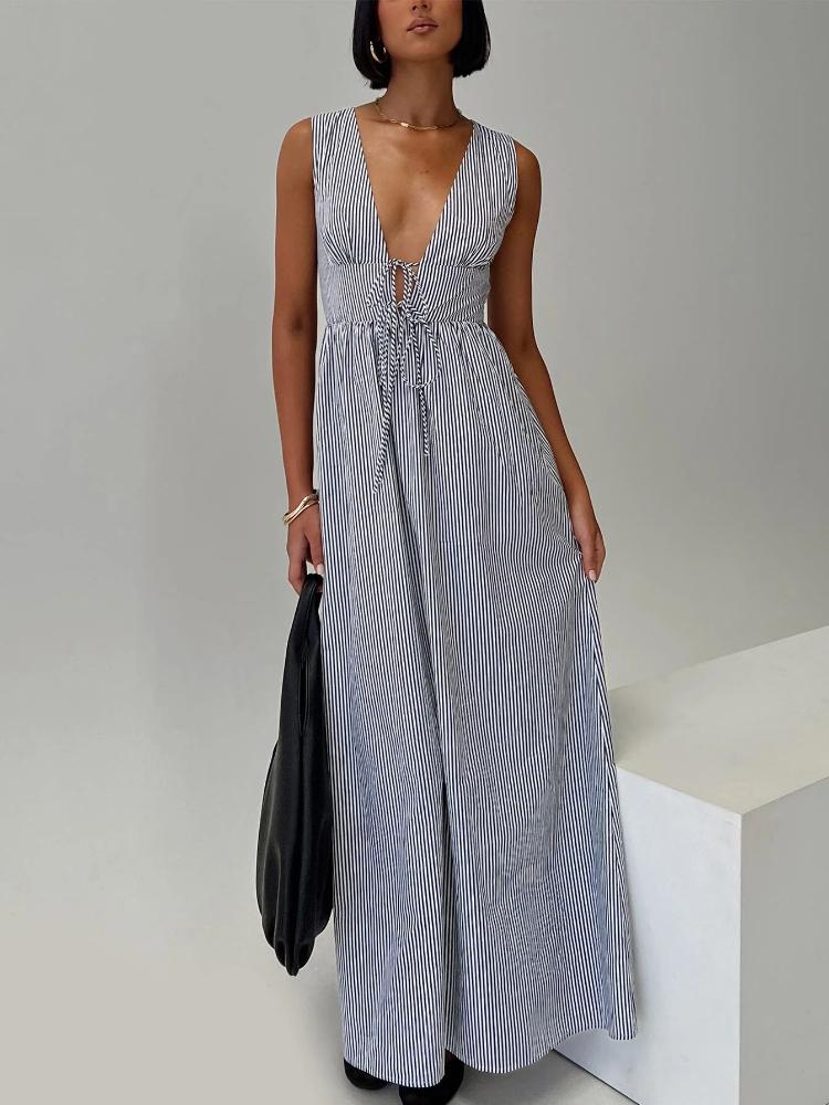 Light Blue Checkered Sleeveless Maxi Dress with Deep V-Neck and Front Tie Detail L чорний
Light Blue Checkered Sleeveless Maxi Dress with Deep V-Neck and Front Tie Detail L чорний