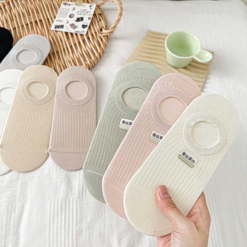 Female Summer Ultra Thin Anti Odor Invisible Breathable Silicone Non Skid Socks 1 pair чорний
Female Summer Ultra Thin Anti Odor Invisible Breathable Silicone Non Skid Socks 1 pair чорний