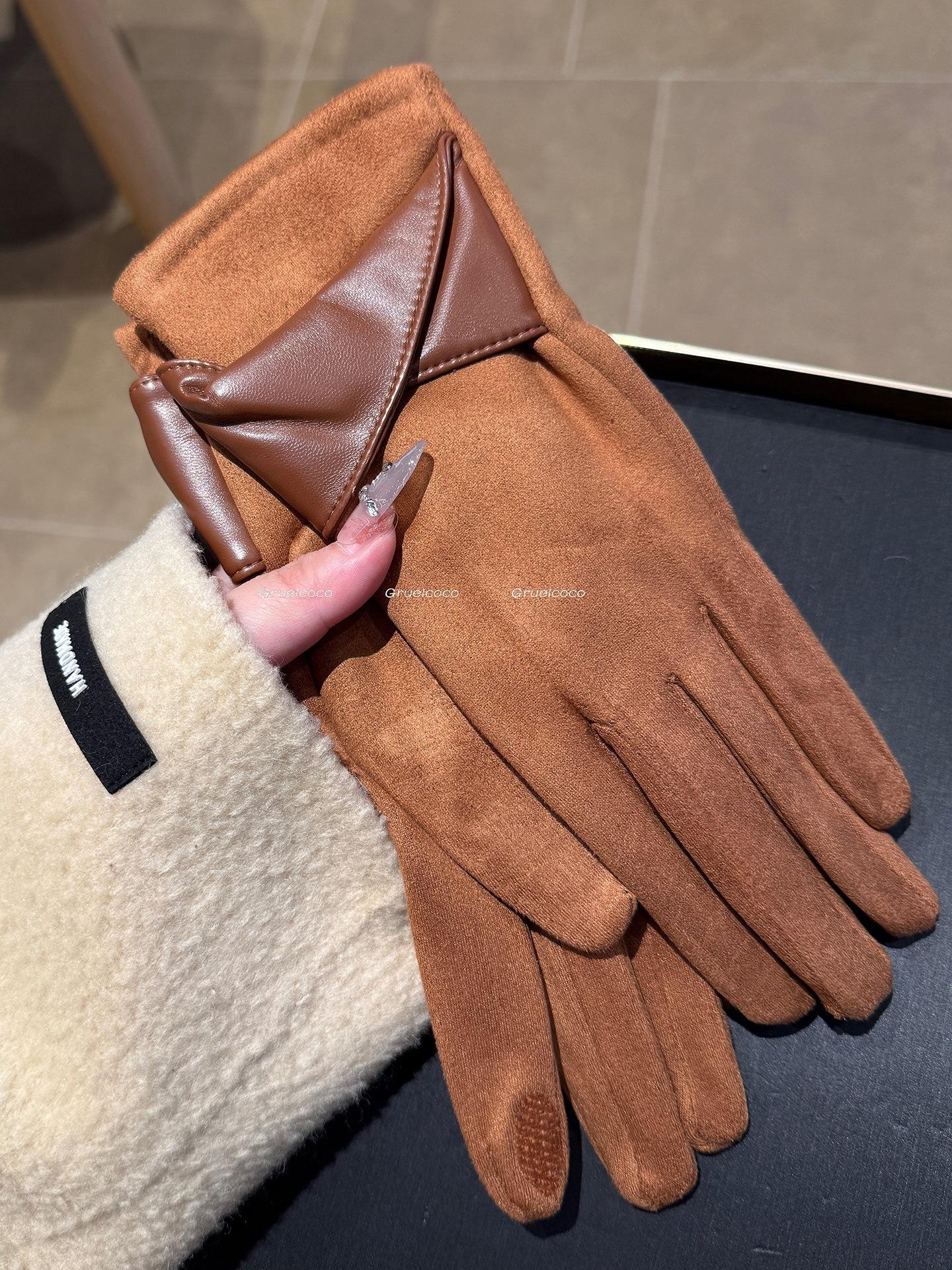 Suede gloves women s 2025 new leather touch screen autumn and winter velvet warm riding driving windproof hand average size
Suede gloves women s 2025 new leather touch screen autumn and winter velvet warm riding driving windproof hand average size
