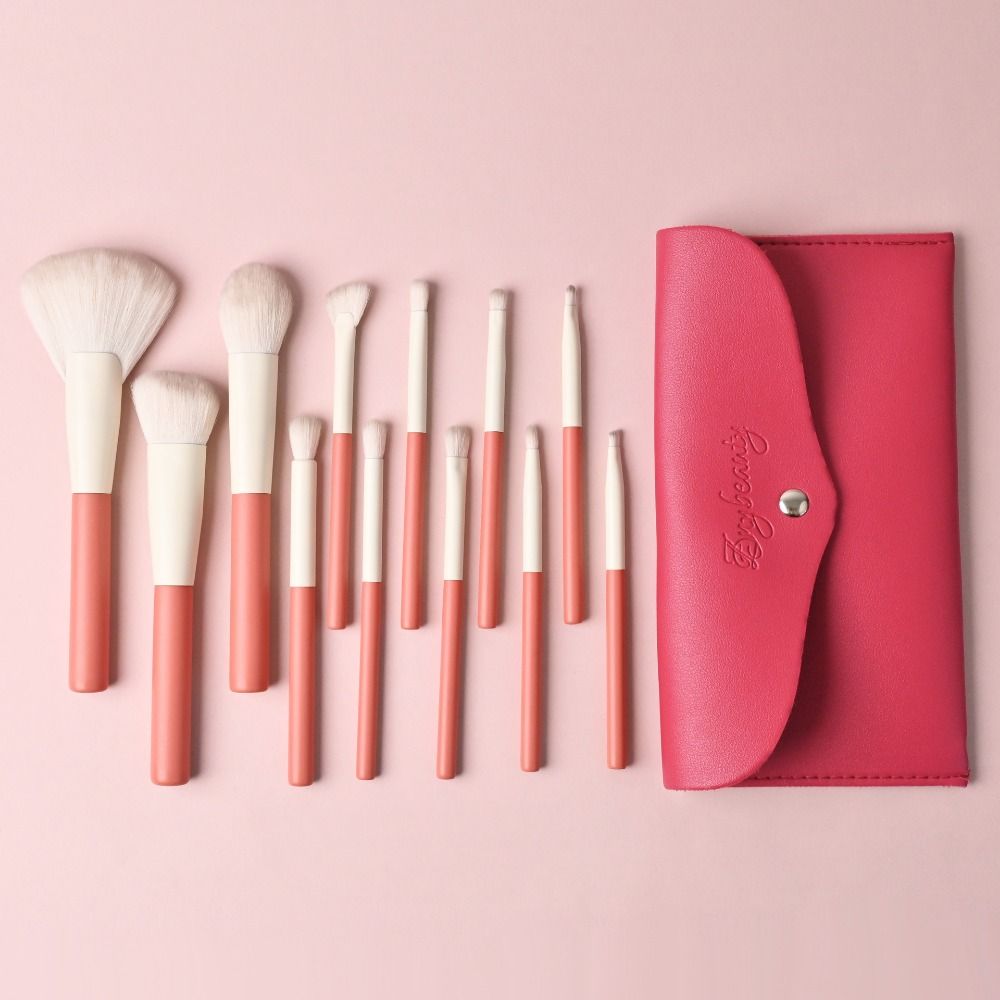 Soft Hair Makeup Brush Set Fluffy Concealer Brush Loose Powder Brush Foundation Brush Women Makeup Brush With Red Bag
Soft Hair Makeup Brush Set Fluffy Concealer Brush Loose Powder Brush Foundation Brush Women Makeup Brush With Red Bag