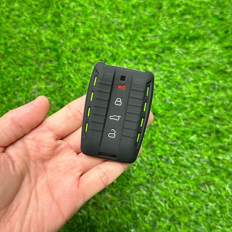 For GWM TANK 300 400 500 700 Car-styling Silicone Car Key Cover Case 4 Buttons Black 1 Piece 1 piece чорний
For GWM TANK 300 400 500 700 Car-styling Silicone Car Key Cover Case 4 Buttons Black 1 Piece 1 piece чорний