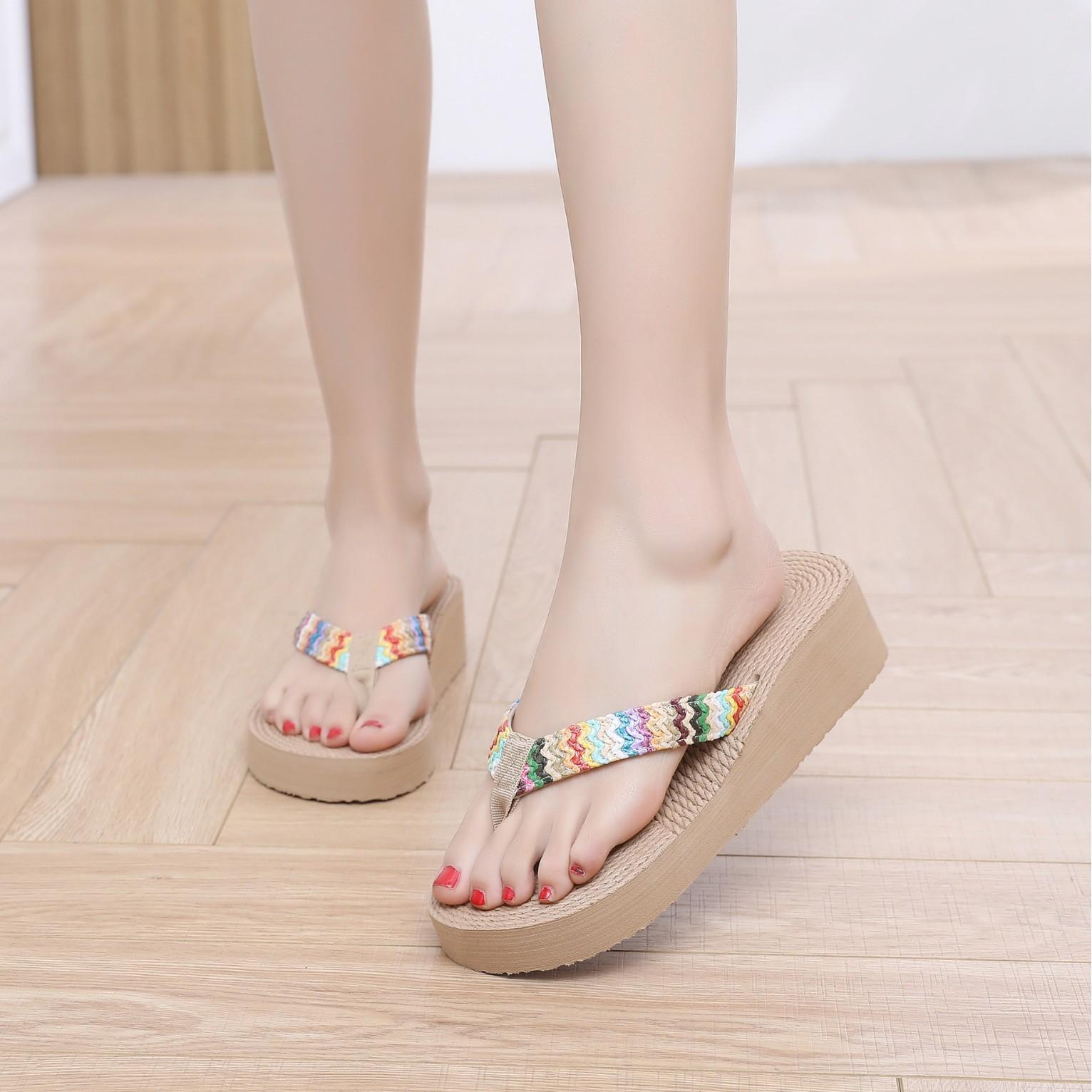 Женские модные трендовые противоскользящие износостойкие удобные шлепанцы с мягкой подошвой в этническом стиле на плоском каблуке 41
Женские модные трендовые противоскользящие износостойкие удобные шлепанцы с мягкой подошвой в этническом стиле на плоском каблуке 41