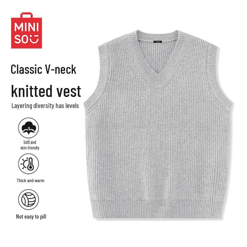 MINISO Unisex Knitted V-Neck Sweater Vest L
MINISO Unisex Knitted V-Neck Sweater Vest L