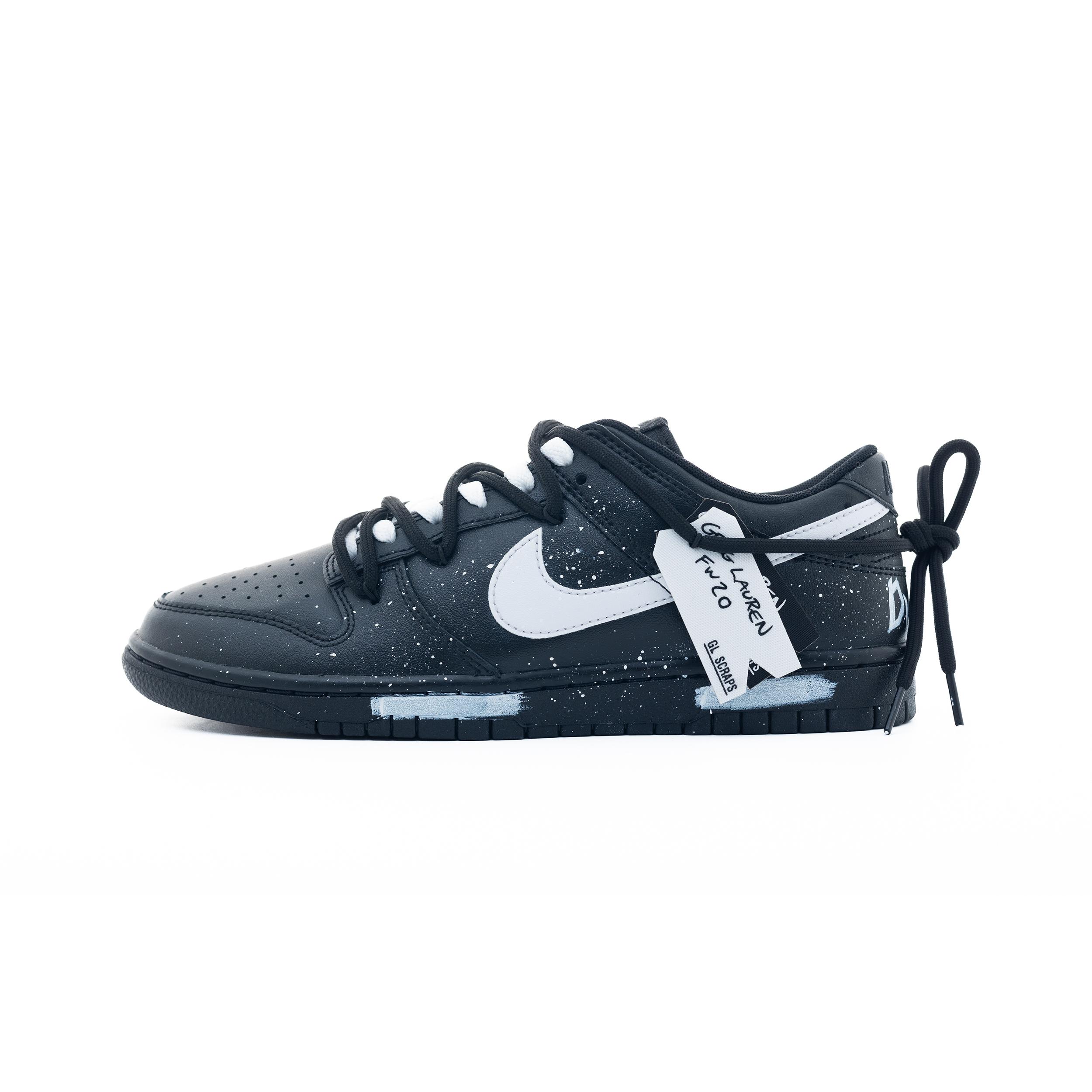 Nike Dunk Black White Ink Splatter Synthetic Leather Abrasion Resistant Low top Skateboard Shoes Men s Black IO7606-010(Team240-) 41
Nike Dunk Black White Ink Splatter Synthetic Leather Abrasion Resistant Low top Skateboard Shoes Men s Black IO7606-010(Team240-) 41