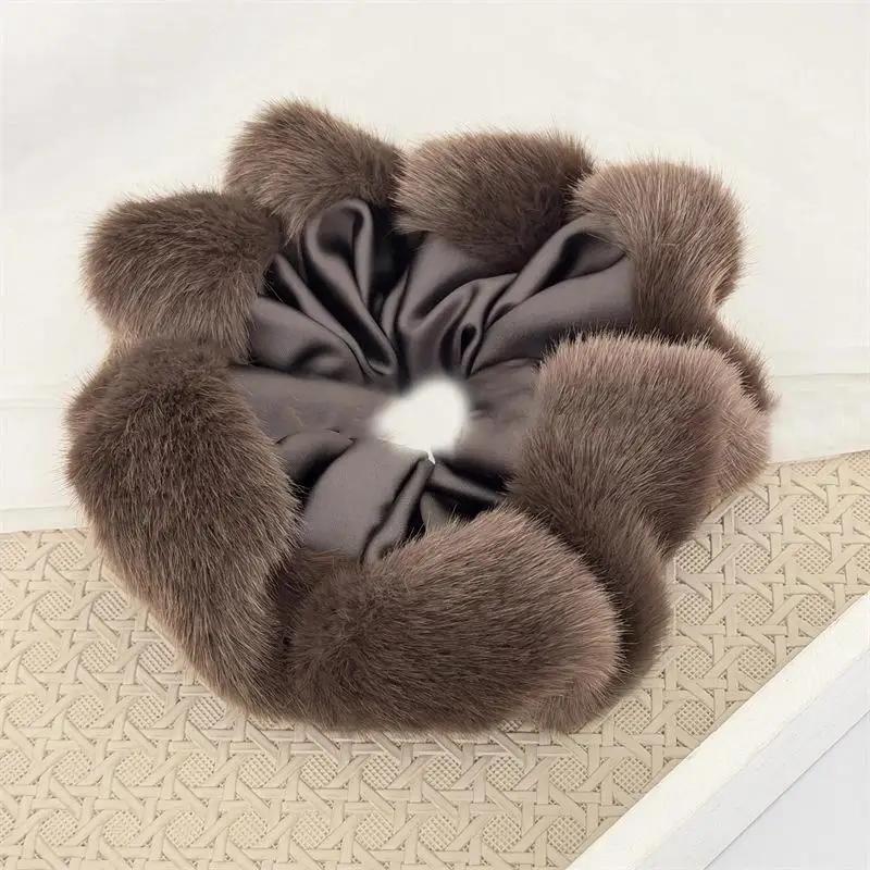 New Fashion High-end Plush Hair Tie For Women Ponytails Hairband Soft Hair Scrunchies Warm Autumn Hair Ring Hair Accessory кавовий
New Fashion High-end Plush Hair Tie For Women Ponytails Hairband Soft Hair Scrunchies Warm Autumn Hair Ring Hair Accessory кавовий