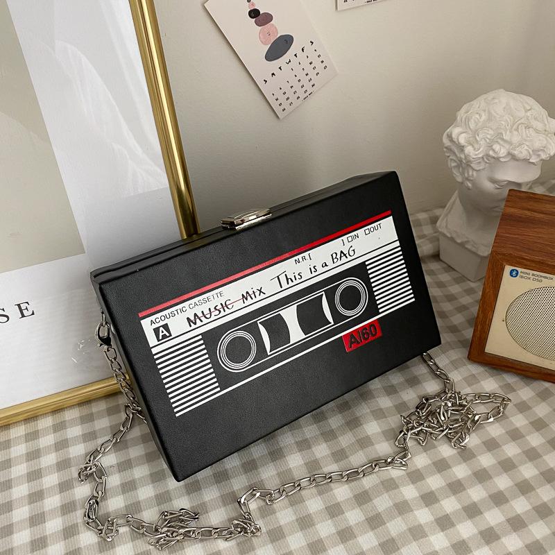 Women Shoulder Bag Tape Recorder Women s Bags Cute Funny Cartoon PU Leather Chain Crossbody Bag Female Day Clutches Bag C172
Women Shoulder Bag Tape Recorder Women s Bags Cute Funny Cartoon PU Leather Chain Crossbody Bag Female Day Clutches Bag C172