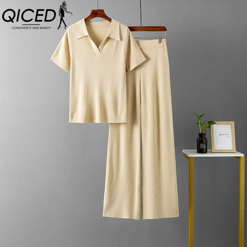 QICED Women s Polo Collar Puller Short-sleeved Top + Slimming and Versatile Solid-color Wide-leg Long Pants Knitted Fashion Set One Size
QICED Women s Polo Collar Puller Short-sleeved Top + Slimming and Versatile Solid-color Wide-leg Long Pants Knitted Fashion Set One Size
