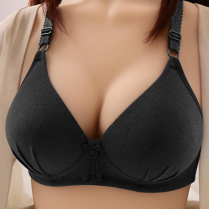 Foreign trade solid color bra cover thin middle-aged and elderly products gather in stock without steel rings 42/95 чорний
Foreign trade solid color bra cover thin middle-aged and elderly products gather in stock without steel rings 42/95 чорний