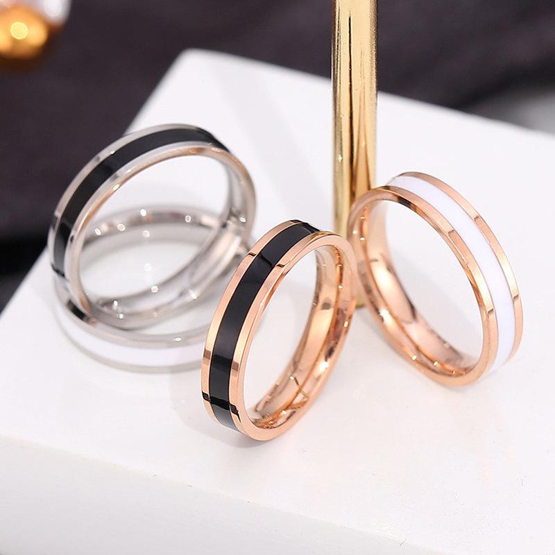 Gel-like Black & White Titanium Steel Women s Ring: Luxury Index Finger Band Size 7 (for 100-120 lbs)
Gel-like Black & White Titanium Steel Women s Ring: Luxury Index Finger Band Size 7 (for 100-120 lbs)