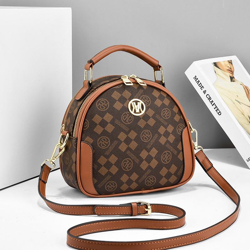 Women s bag new versatile pu fashion shoulder messenger bag pvc high sense women s handbag bag women
Women s bag new versatile pu fashion shoulder messenger bag pvc high sense women s handbag bag women