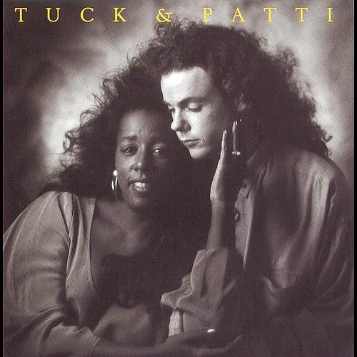 CD TUCK & PATTI - Love Warriors 01934101162 Windham Hill Ja 1989 US Jazz Used
CD TUCK & PATTI - Love Warriors 01934101162 Windham Hill Ja 1989 US Jazz Used
