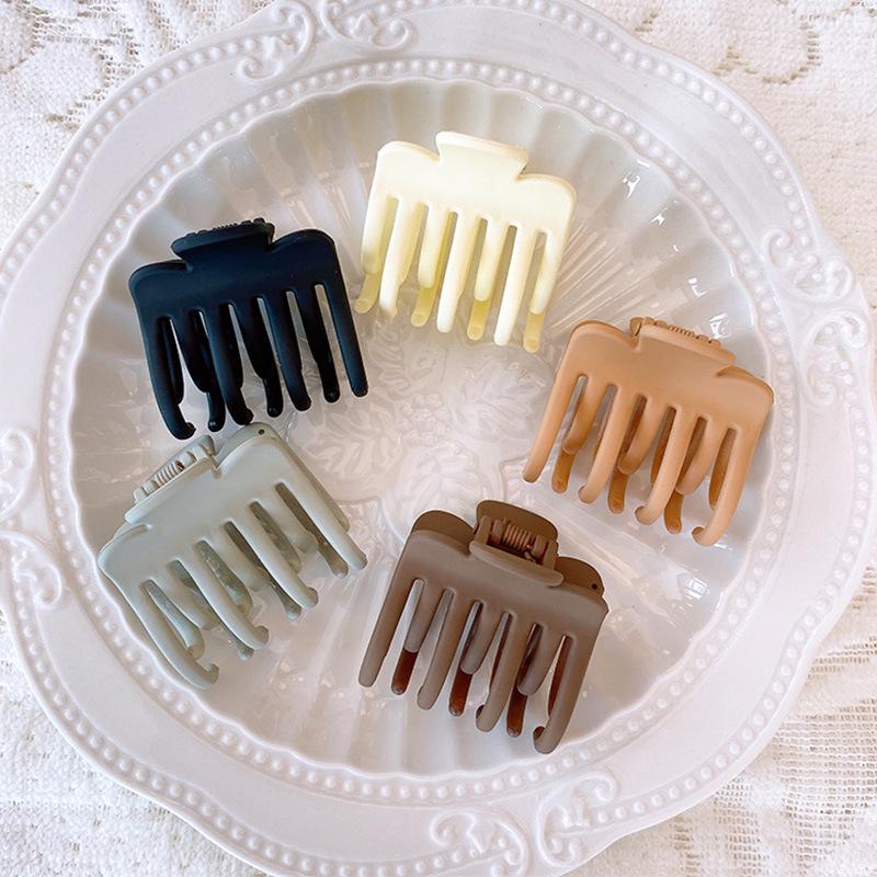 Mori Style Flower Shadow Hairpin: Simple Temperament Claw Clip for Women, 2022 зелёный
Mori Style Flower Shadow Hairpin: Simple Temperament Claw Clip for Women, 2022 зелёный