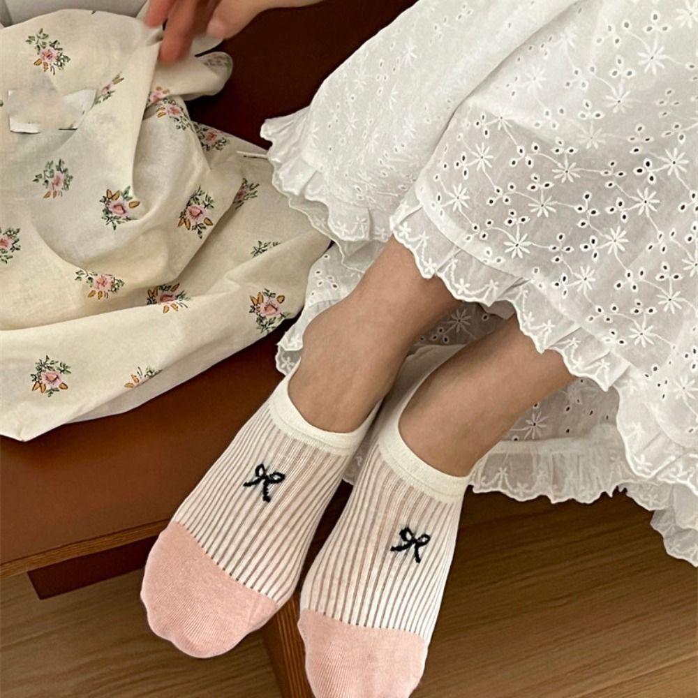 Striped Bowkont Boat Socks Cotton Invisible Calf Leg Hosiery Cute Balletcore Bow Socks Girl
Striped Bowkont Boat Socks Cotton Invisible Calf Leg Hosiery Cute Balletcore Bow Socks Girl