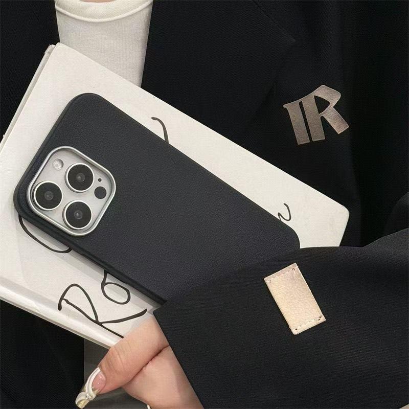 Ultra-thin Solid Color Leather Phone Case for iPhone 13-15 Pro Max: High-end Feel iPhone 15 Pro
Ultra-thin Solid Color Leather Phone Case for iPhone 13-15 Pro Max: High-end Feel iPhone 15 Pro