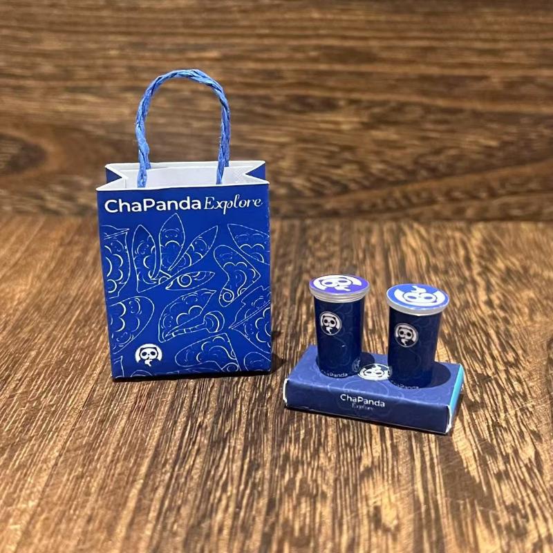 1 Set 1/12 Scale Miniature Dollhouse Mini Milk Tea Handbag Model Handmade Paper Film Toy Doll Accessories
1 Set 1/12 Scale Miniature Dollhouse Mini Milk Tea Handbag Model Handmade Paper Film Toy Doll Accessories