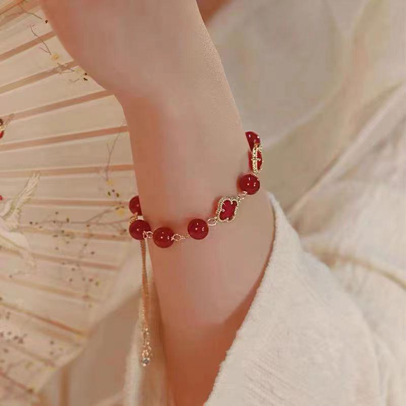 2024 Lucky Flower Red Agate Beaded Bracelet for Women – Niche Design Gift for Bestie No Size
2024 Lucky Flower Red Agate Beaded Bracelet for Women – Niche Design Gift for Bestie No Size