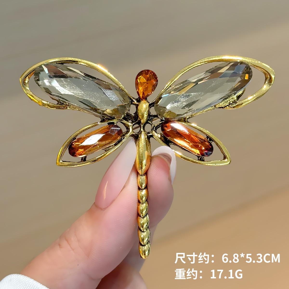 Брошь Стрекоза Advanced Sense Crystal Diamond Alloy Pin Niche Design Insect Light Luxury Brooch
Брошь Стрекоза Advanced Sense Crystal Diamond Alloy Pin Niche Design Insect Light Luxury Brooch