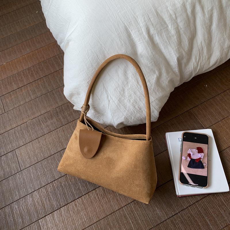 Vintage Suede Mauve Armpit Bag Small Batch Minimalist Fashion Handbag Elegant Shoulder Crossbody Purse KTB 27*10*16 коричневый
Vintage Suede Mauve Armpit Bag Small Batch Minimalist Fashion Handbag Elegant Shoulder Crossbody Purse KTB 27*10*16 коричневый