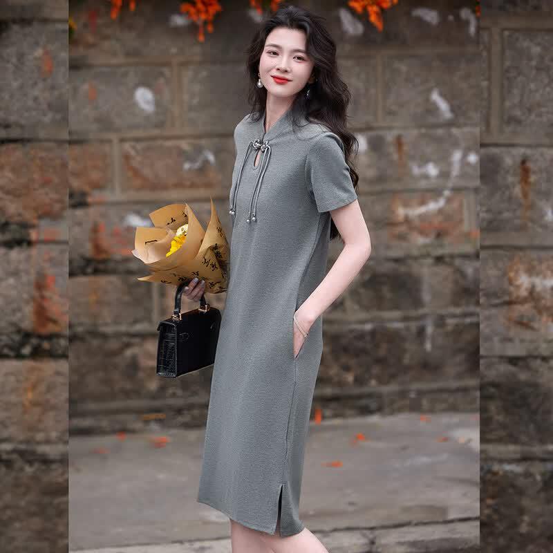 Bailuyu New Chinese Style Mandarin Collar Frog Button Short Sleeve Dress XL
Bailuyu New Chinese Style Mandarin Collar Frog Button Short Sleeve Dress XL