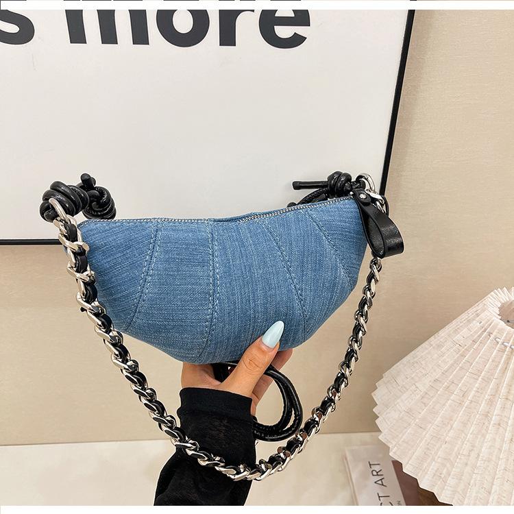 Denim bag women s 2025 summer new simple underarm chain bag fashionable versatile single shoulder crossbody croissant tide
Denim bag women s 2025 summer new simple underarm chain bag fashionable versatile single shoulder crossbody croissant tide