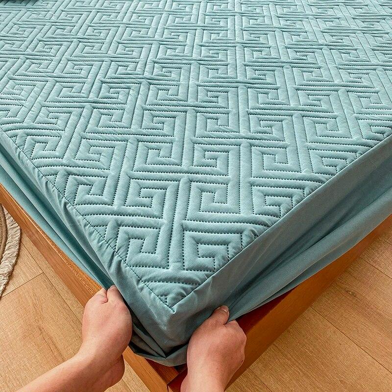 Водонепроницаемый ТПУ класса А, толстая стеганая регулируемая простыня с тиснением 160x200, защитный чехол для матраса, без наволочки 140x190x30cm
Водонепроницаемый ТПУ класса А, толстая стеганая регулируемая простыня с тиснением 160x200, защитный чехол для матраса, без наволочки 140x190x30cm