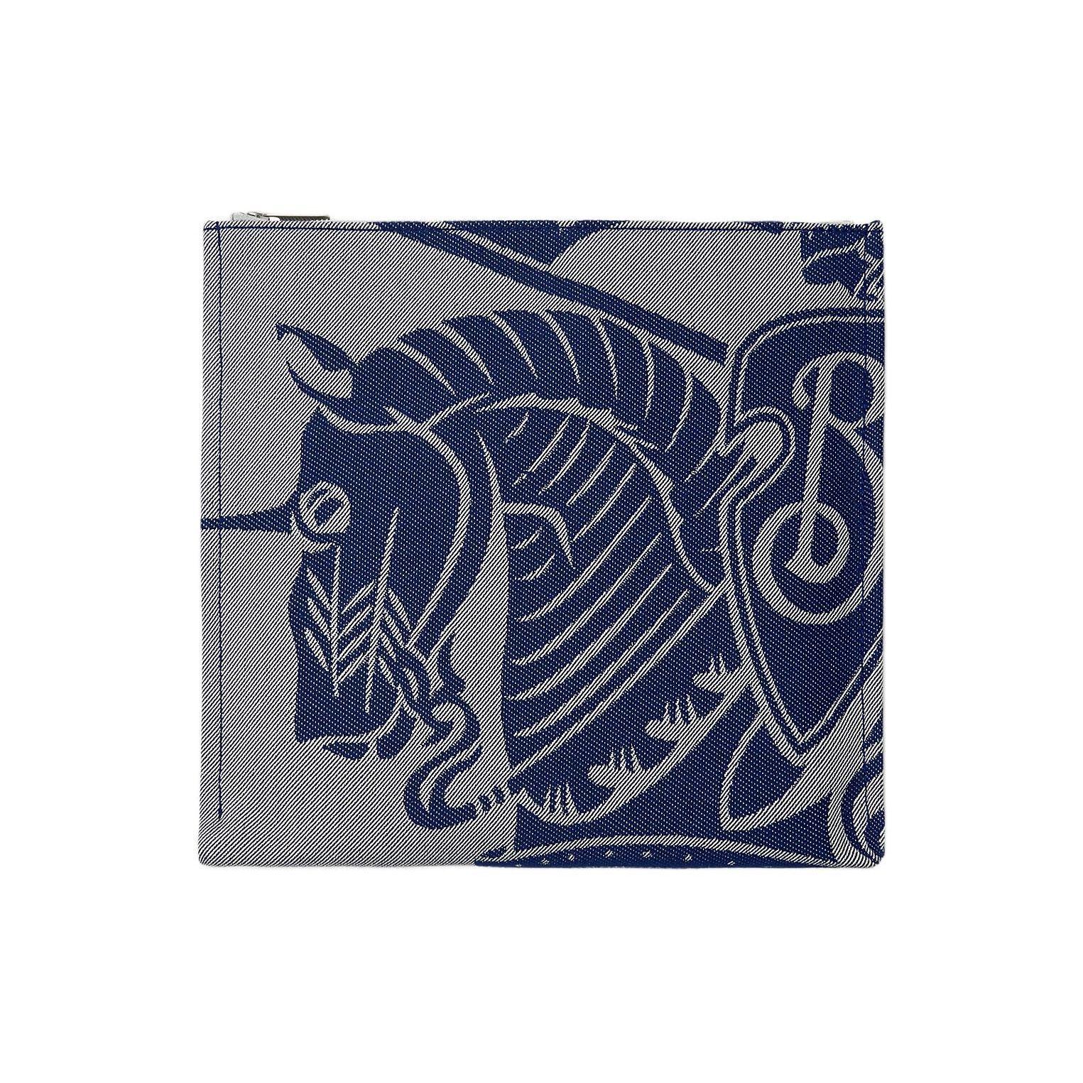 Burberry EKD Equestrian Knight Pattern Zip Closure Cotton Polyester Clutch Men clutch Knight-Blue 80838681 Basic Set (Bag+Dust Bag)
Burberry EKD Equestrian Knight Pattern Zip Closure Cotton Polyester Clutch Men clutch Knight-Blue 80838681 Basic Set (Bag+Dust Bag)