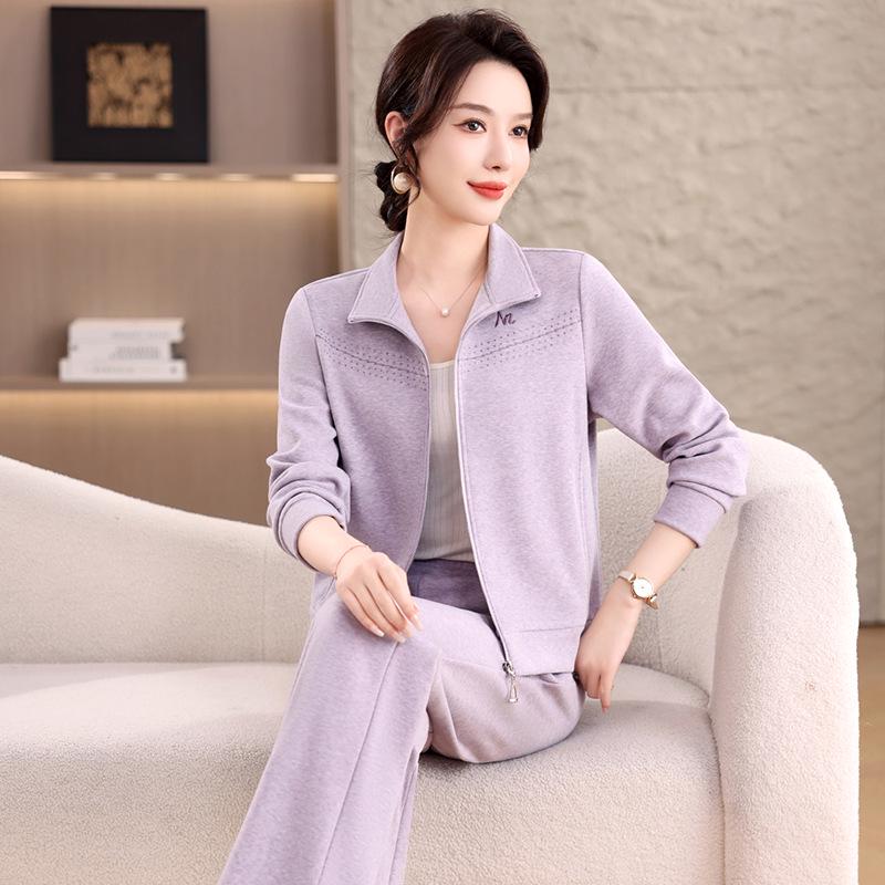 2026 Spring Women s Casual Sports Suit: Stand Collar Cardigan Hoodie & Sweatpants Two-Piece Set for Spring and Autumn XL (Recommend 110-120 jin)
2026 Spring Women s Casual Sports Suit: Stand Collar Cardigan Hoodie & Sweatpants Two-Piece Set for Spring and Autumn XL (Recommend 110-120 jin)