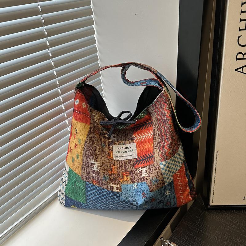 Весенне-летняя джинсовая сумка большой вместимости для женщин, новая универсальная повседневная сумка через плечо, модная сумка-тоут для поездок на работу
Весенне-летняя джинсовая сумка большой вместимости для женщин, новая универсальная повседневная сумка через плечо, модная сумка-тоут для поездок на работу