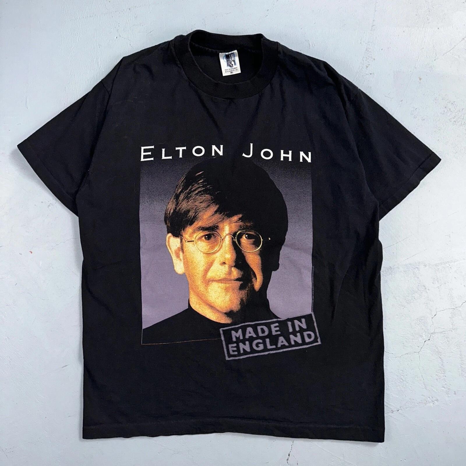 Elton John VTG Made In England 90s Black T-Shirt Made In USA Size XL Music Band S
Elton John VTG Made In England 90s Black T-Shirt Made In USA Size XL Music Band S