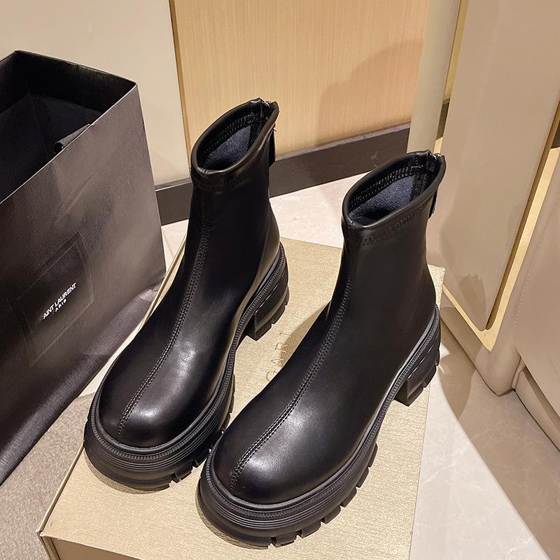 Французская мода водонепроницаемые ботинки-сигареты на толстой подошве с платформой 2024 года, осень-зима, новые эластичные кожаные ботинки-мартинсы с молнией сзади, короткие ботинки 40
Французская мода водонепроницаемые ботинки-сигареты на толстой подошве с платформой 2024 года, осень-зима, новые эластичные кожаные ботинки-мартинсы с молнией сзади, короткие ботинки 40