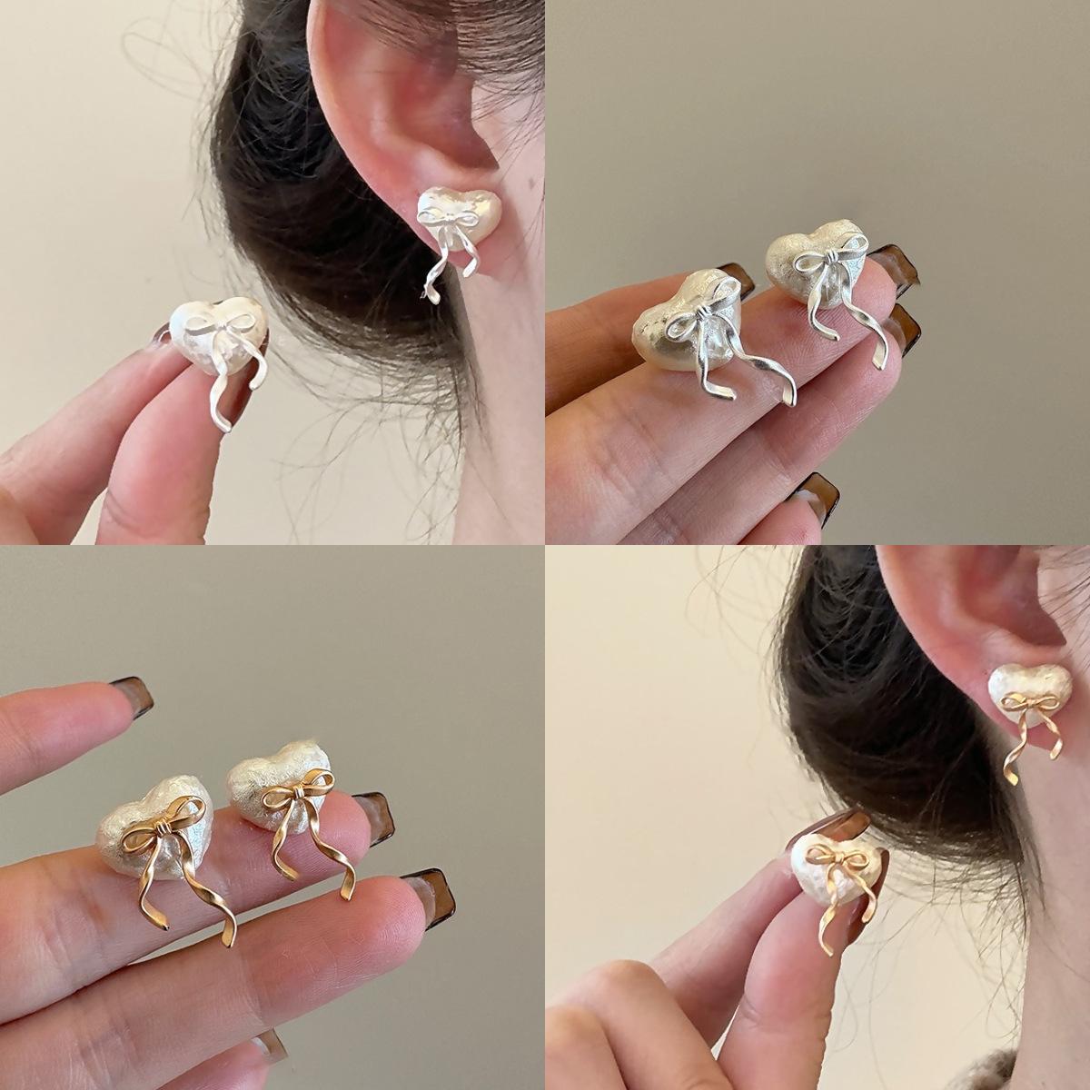 Sweet love bow stud earrings French light luxury temperament earrings Korean ins personalized high-end earrings
Sweet love bow stud earrings French light luxury temperament earrings Korean ins personalized high-end earrings