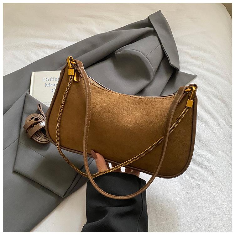 Премиальный сенс нишевая сумка-багет модная простая универсальная сумка на плечо в иностранном стиле новая сумка подмышку женская коричневый
Премиальный сенс нишевая сумка-багет модная простая универсальная сумка на плечо в иностранном стиле новая сумка подмышку женская коричневый