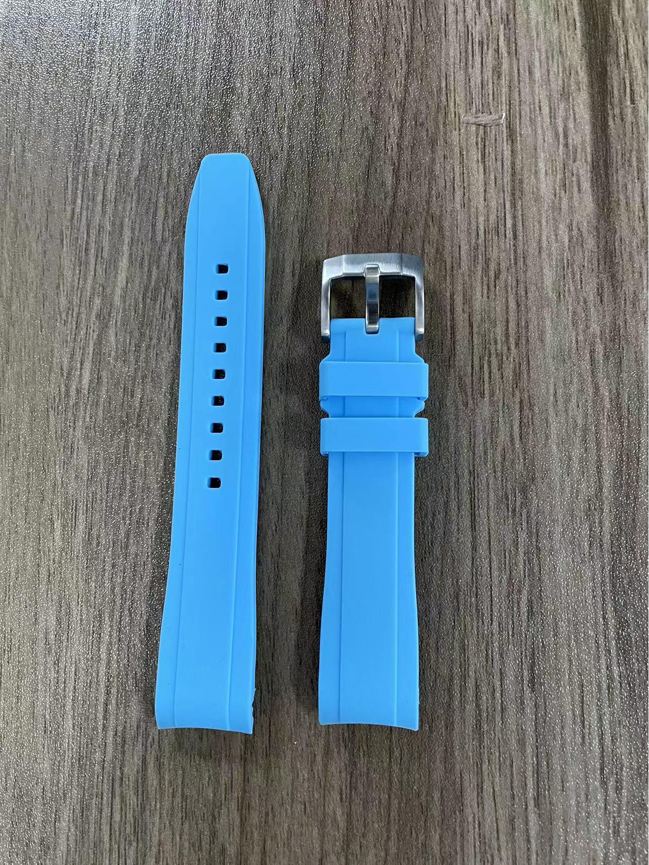 Вигнутий силіконовий ремінець для Omega x Swatch Moonwatch, 20/22 мм 22mm небо синє кольору
Вигнутий силіконовий ремінець для Omega x Swatch Moonwatch, 20/22 мм 22mm небо синє кольору