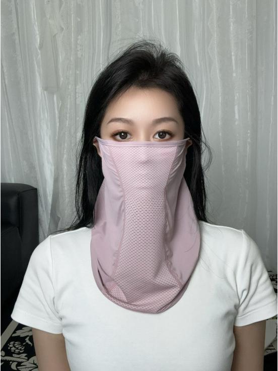 Summer Anti-UV Breathable Cycling Face Mask for Women and Men, Dustproof Nylon Neck Gaiter
Summer Anti-UV Breathable Cycling Face Mask for Women and Men, Dustproof Nylon Neck Gaiter
