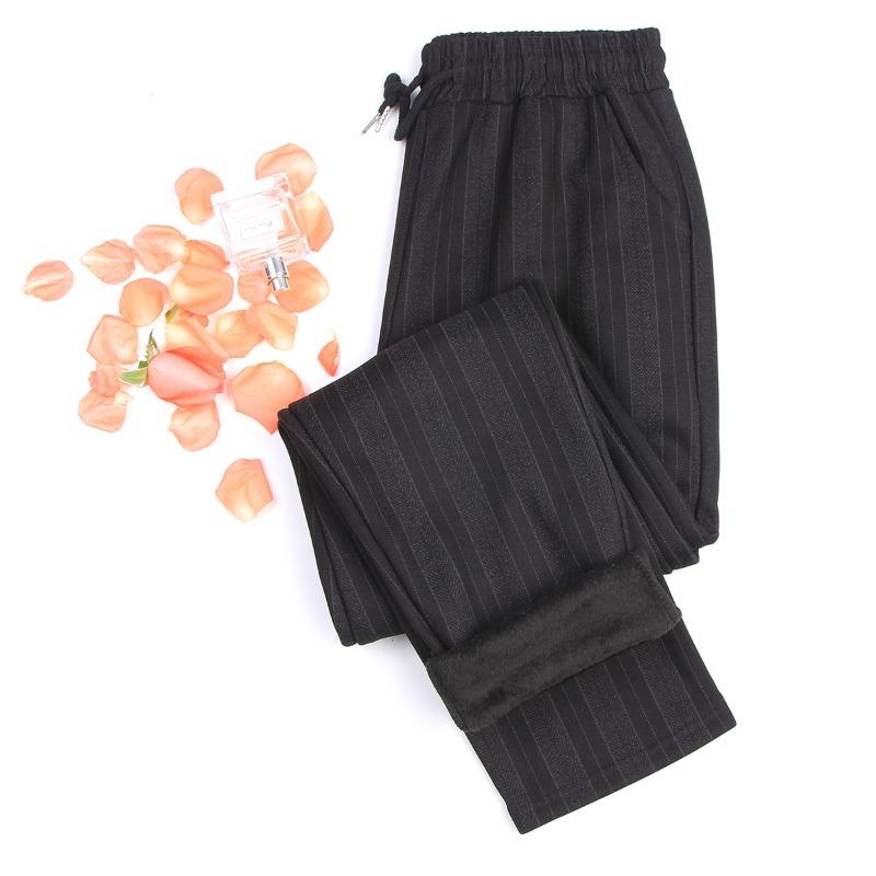 Женские брюки для среднего возраста осенне-зимние модели с флисовой подкладкой, утолщенные, свободные, хлопковые брюки для пожилых женщин, женские брюки большого размера, брюки для бабушки, брюки для мамы 5XL (136-79 kg)
Женские брюки для среднего возраста осенне-зимние модели с флисовой подкладкой, утолщенные, свободные, хлопковые брюки для пожилых женщин, женские брюки большого размера, брюки для бабушки, брюки для мамы 5XL (136-79 kg)